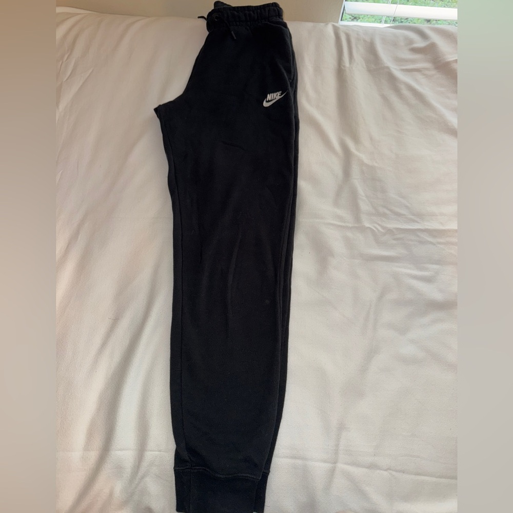 Nike Women’s Black Sweatpants